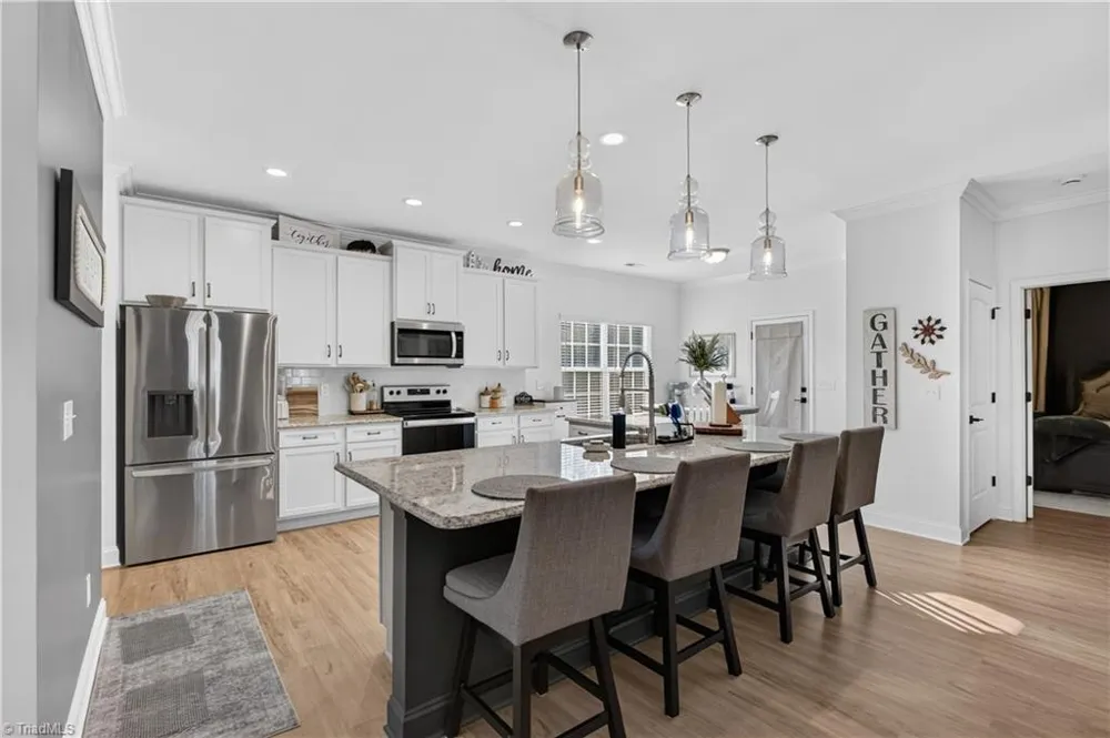 6561 Rogers Farm Road Pleasant Garden, NC 27313