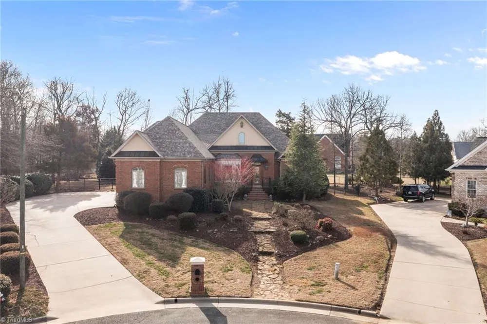3340 Waterford Place Burlington, NC 27215