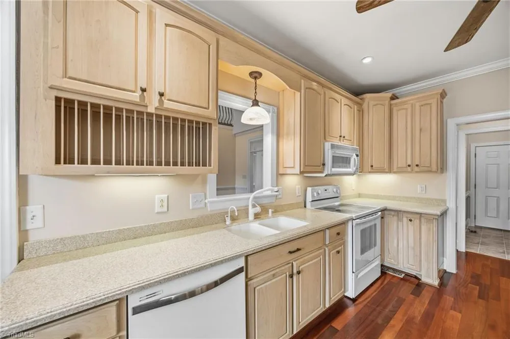 3340 Waterford Place Burlington, NC 27215