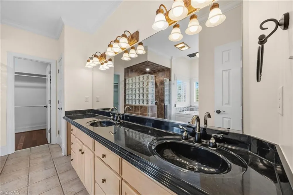 3340 Waterford Place Burlington, NC 27215