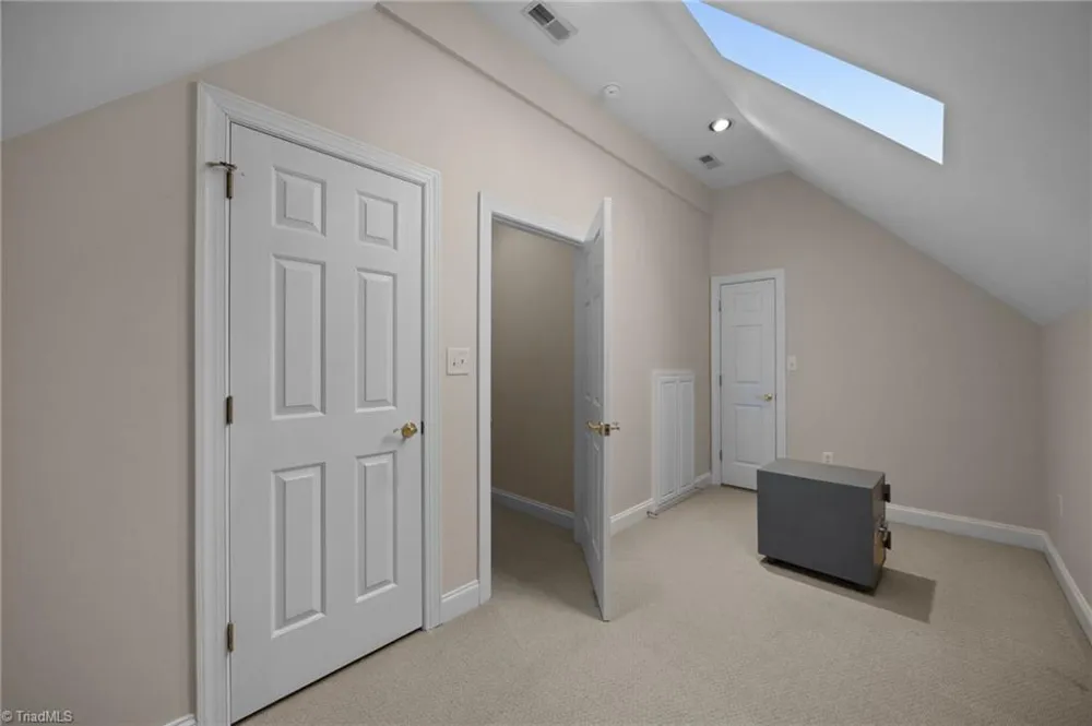 3340 Waterford Place Burlington, NC 27215