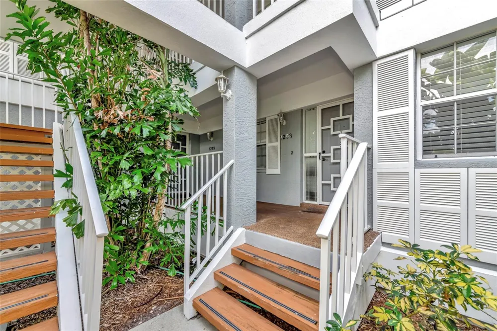 1249 EDGEWATER CIRCLE #73 Bradenton, FL 34209