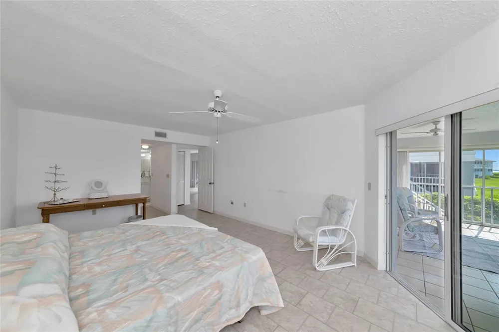 1249 EDGEWATER CIRCLE #73 Bradenton, FL 34209