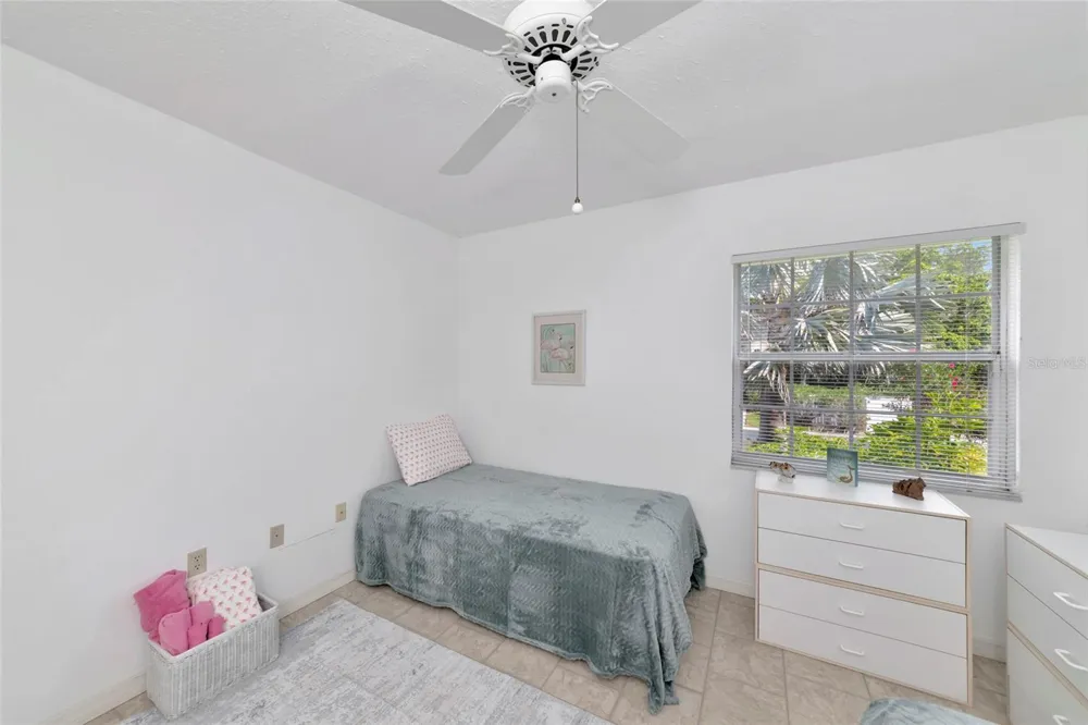 1249 EDGEWATER CIRCLE #73 Bradenton, FL 34209
