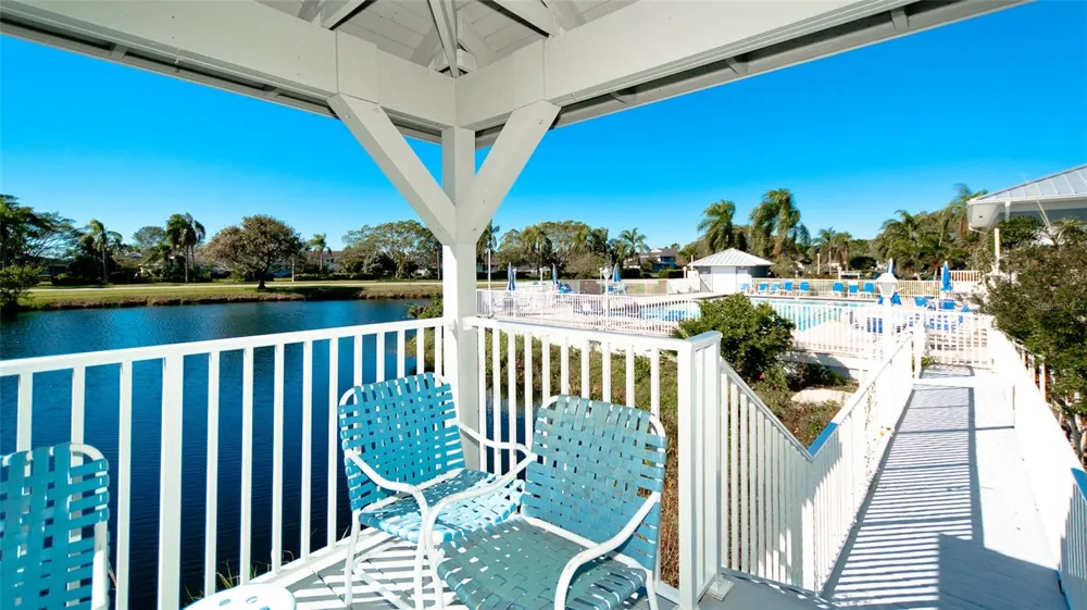 1249 EDGEWATER CIRCLE #73 Bradenton, FL 34209