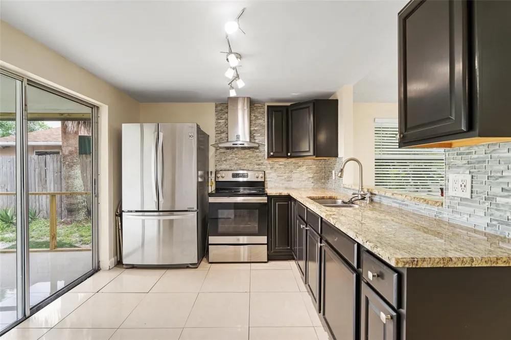 9014 WHEATHILL WAY Tampa, FL 33615