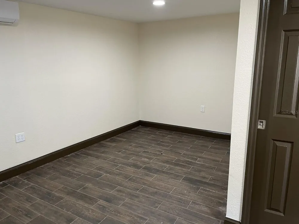 9014 WHEATHILL WAY Tampa, FL 33615