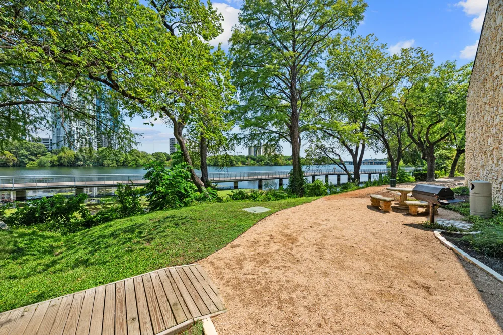 500 E Riverside Drive #119 Austin, TX 78704