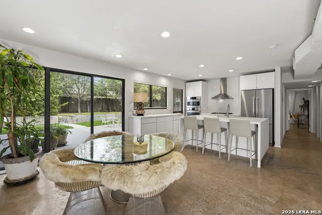 501 THELMA DR Olmos Park, TX 78212