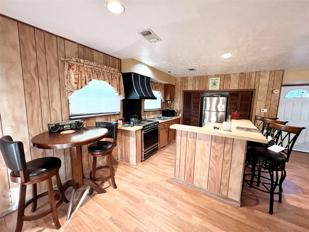 1 Hilltop Circle Coldspring, TX 77331