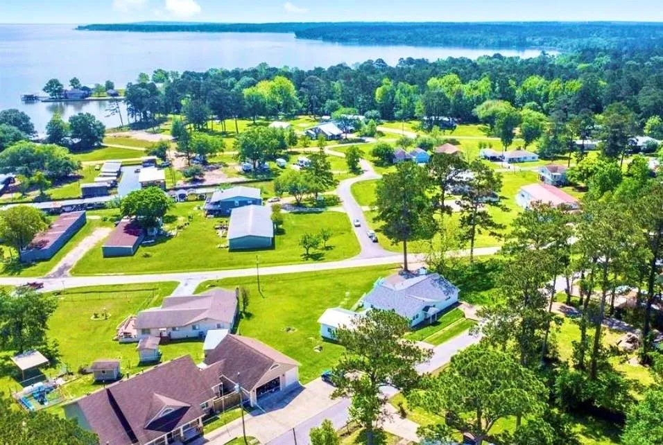 1 Hilltop Circle Coldspring, TX 77331