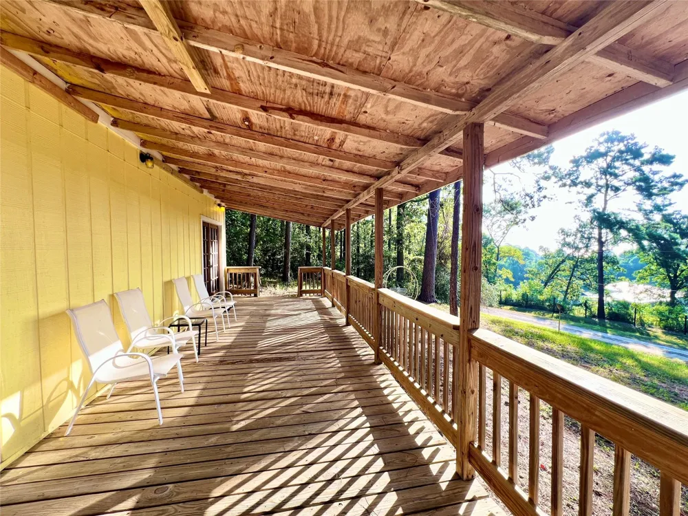 1 Hilltop Circle Coldspring, TX 77331