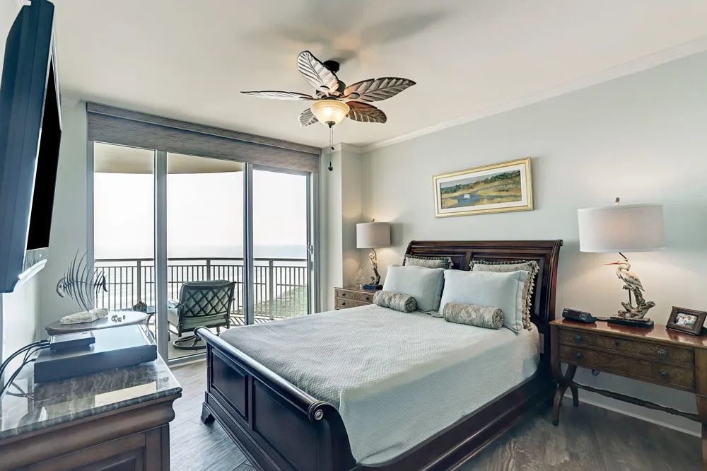 801 E Beach Drive #BC1810 Galveston, TX 77550