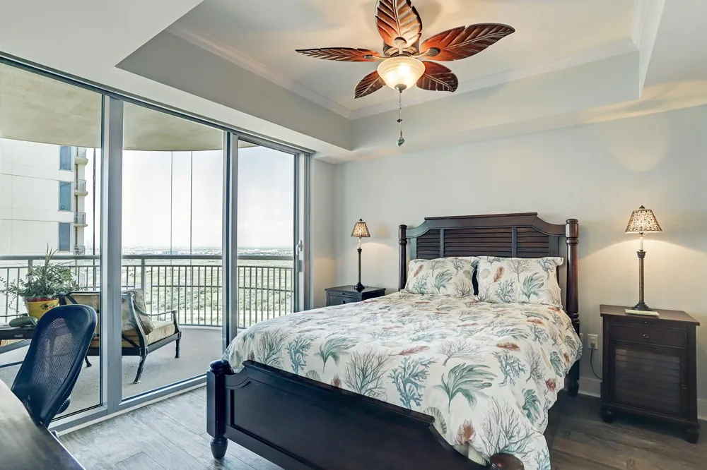 801 E Beach Drive #BC1810 Galveston, TX 77550