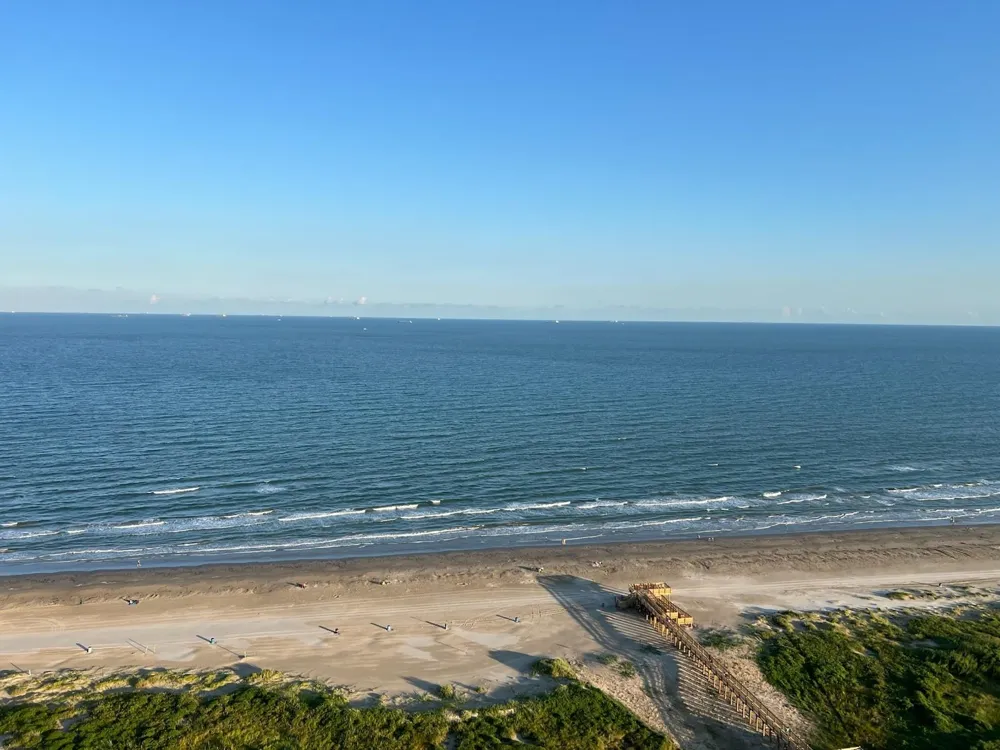 801 E Beach Drive #BC1810 Galveston, TX 77550