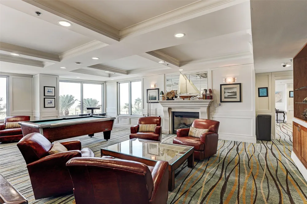 801 E Beach Drive #BC1810 Galveston, TX 77550