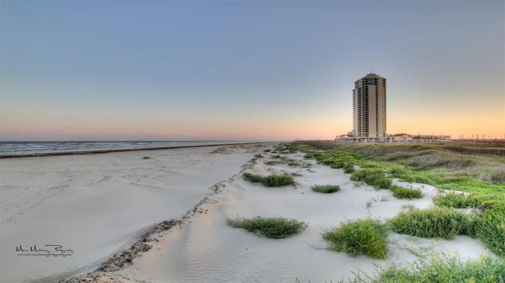 801 E Beach Drive #BC1810 Galveston, TX 77550