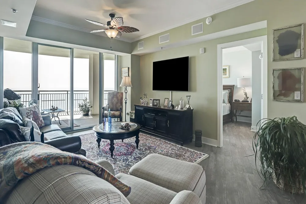 801 E Beach Drive #BC1810 Galveston, TX 77550