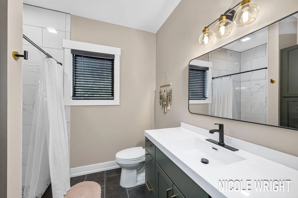 11828 Lakeridge Drive Wayland, MI 49348