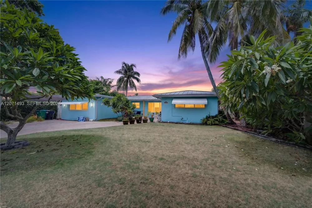 2049 Windward Dr Lauderdale By The Sea, FL 33062