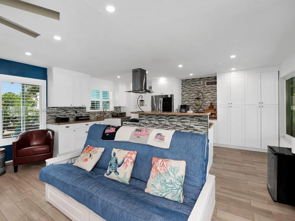 2049 Windward Dr Lauderdale By The Sea, FL 33062