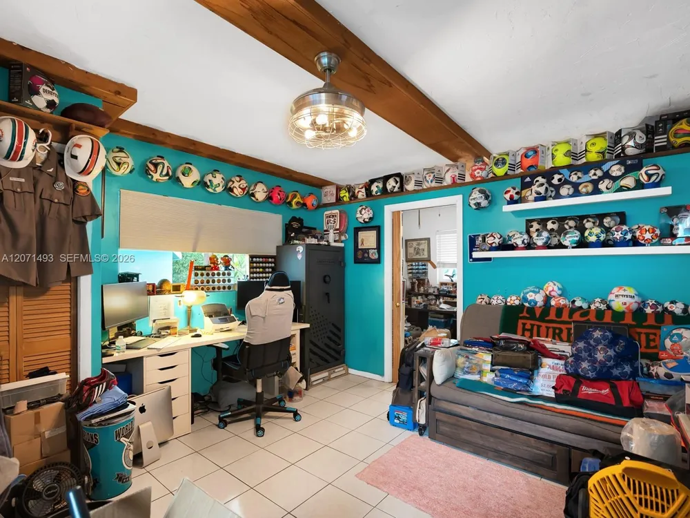 2049 Windward Dr Lauderdale By The Sea, FL 33062