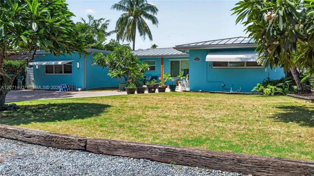 2049 Windward Dr Lauderdale By The Sea, FL 33062