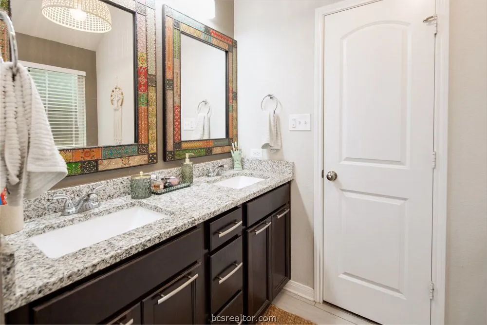 2030 Dumfries Drive Bryan, TX 77807