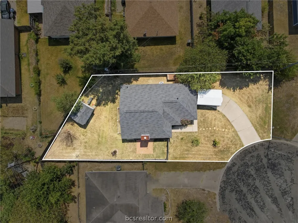 3113 Larkspur Circle College Station, TX 77845