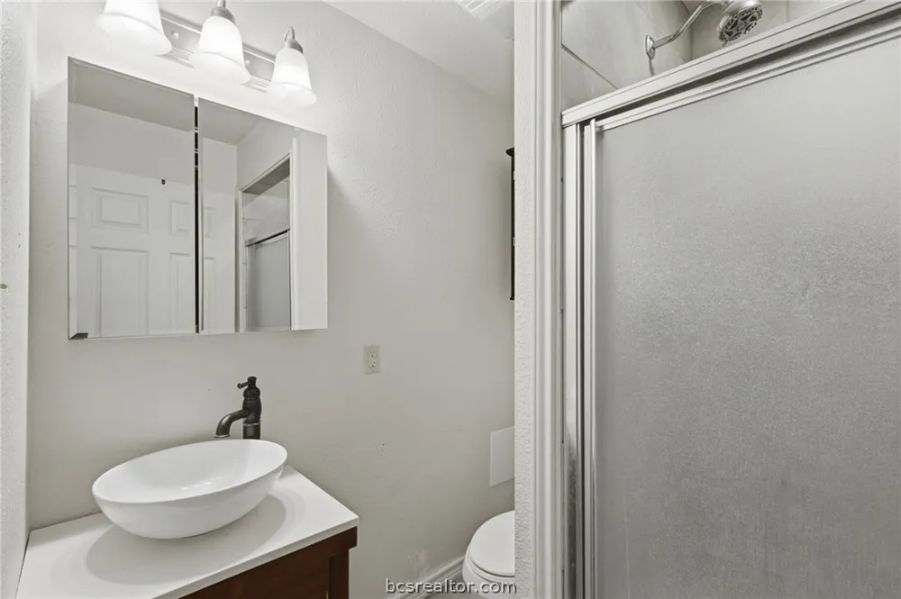 3113 Larkspur Circle College Station, TX 77845