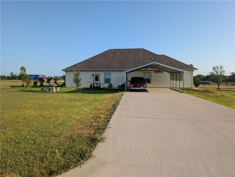 16151 HWY 6 S Navasota, TX 77868