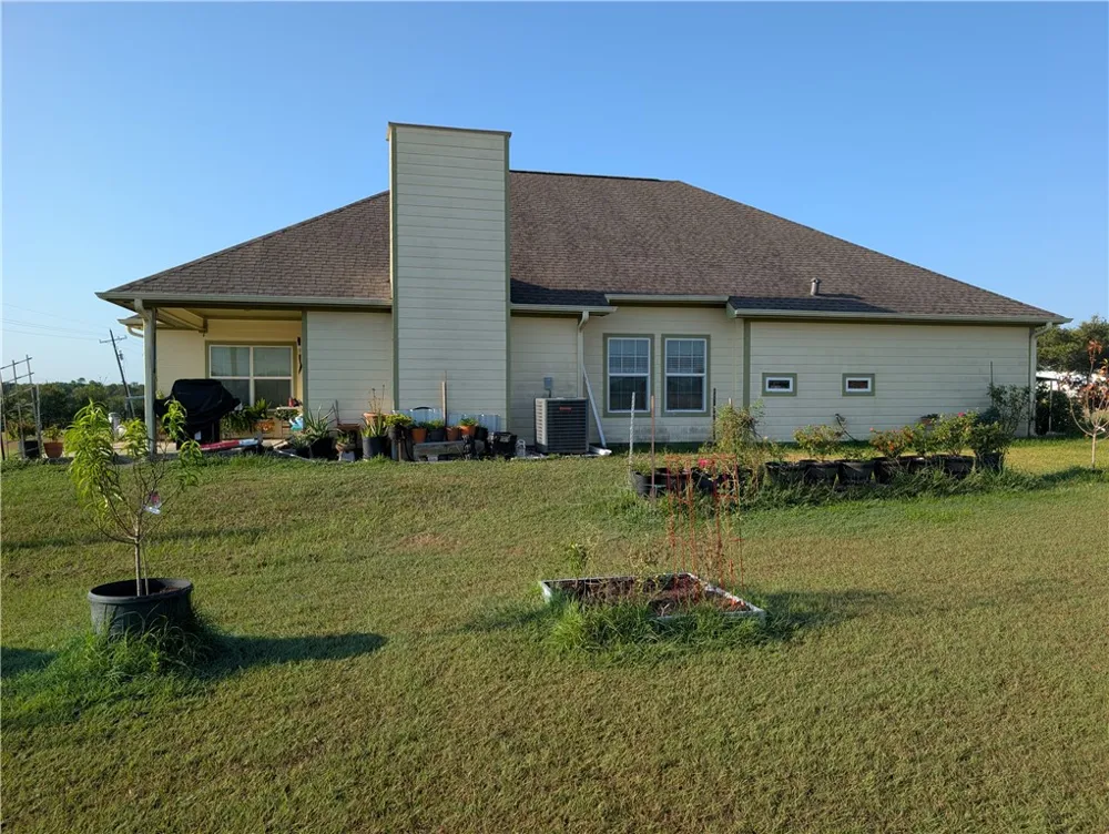16151 HWY 6 S Navasota, TX 77868