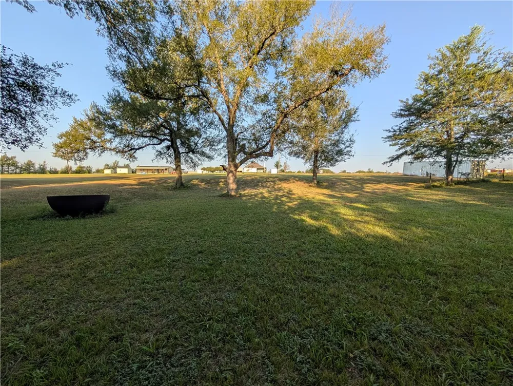 16151 HWY 6 S Navasota, TX 77868