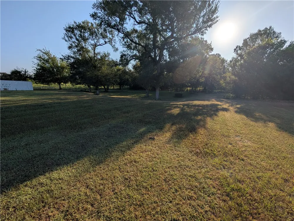 16151 HWY 6 S Navasota, TX 77868