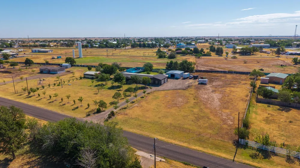 12221 Flying W Trail Amarillo, TX 79118