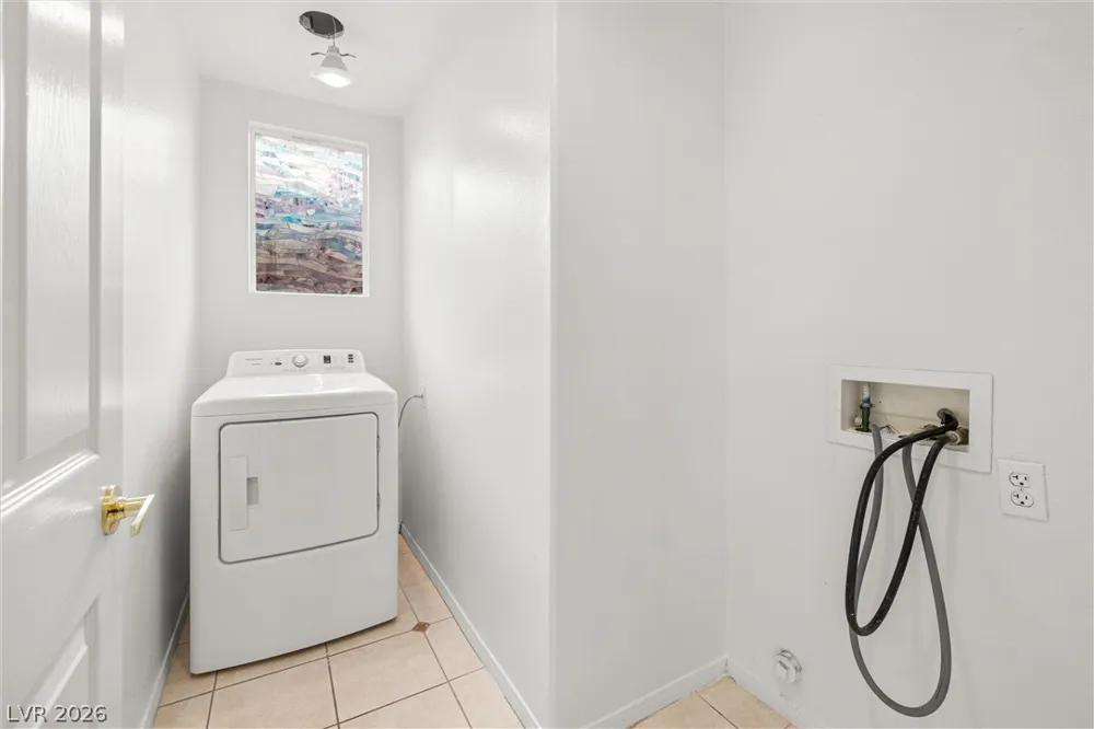 10929 Esta Ponia Court Las Vegas, NV 89144