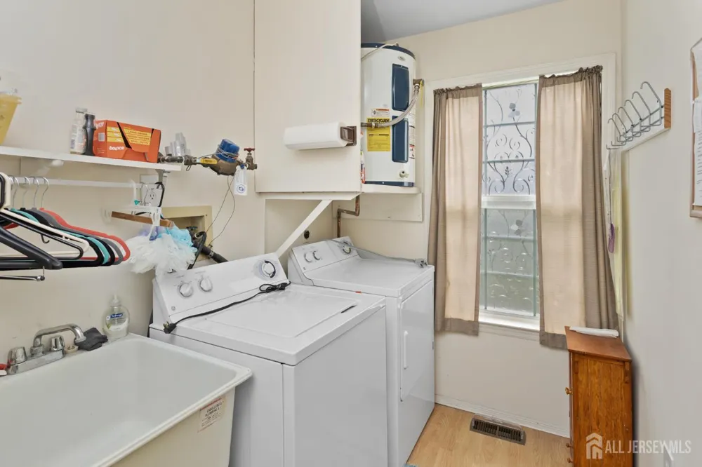 14 Thomas Paine Drive Monroe, NJ 08831
