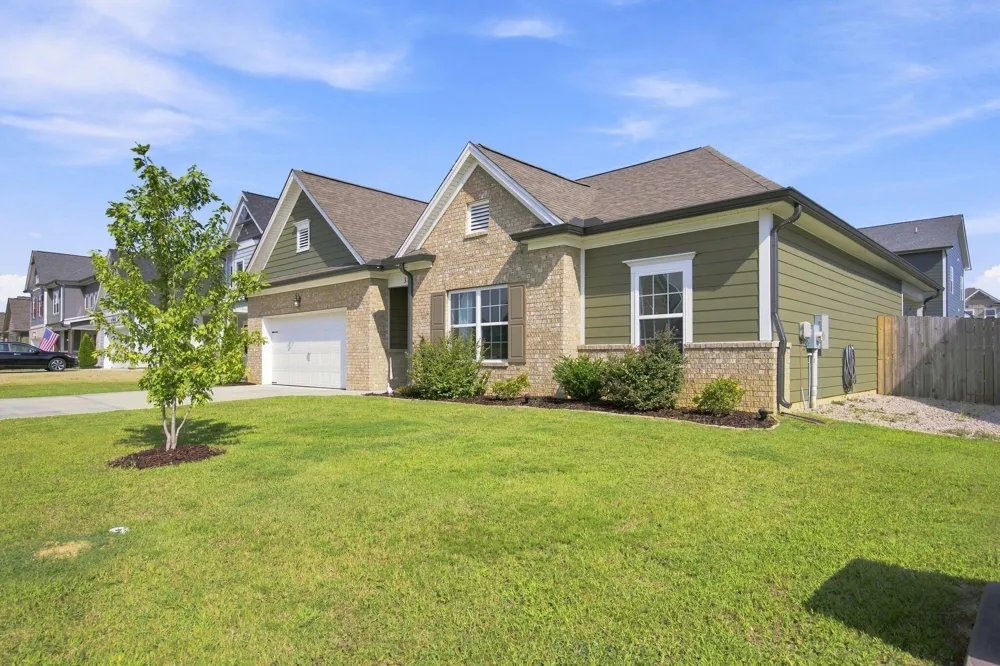 31 Winchester Drive Rossville, GA 30741