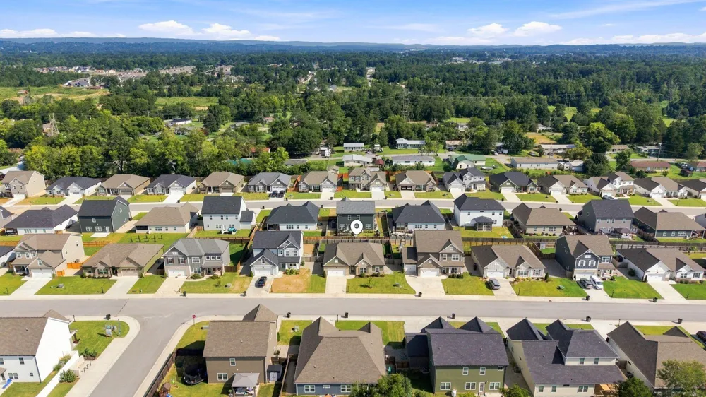 31 Winchester Drive Rossville, GA 30741