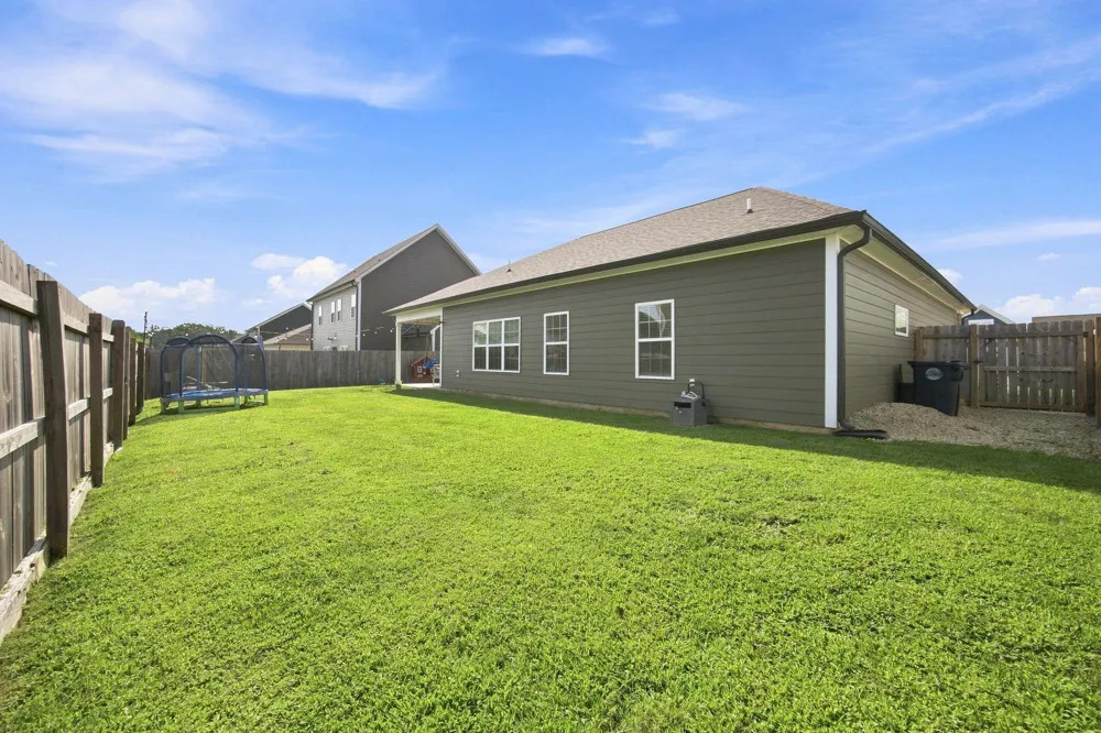 31 Winchester Drive Rossville, GA 30741