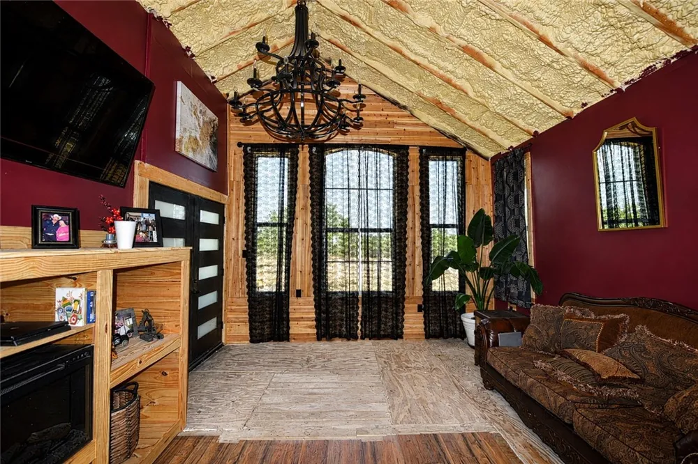 2325 E Highway 285 Falfurrias, TX 78355