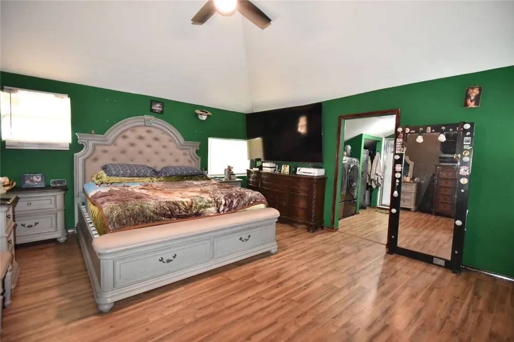 2325 E Highway 285 Falfurrias, TX 78355