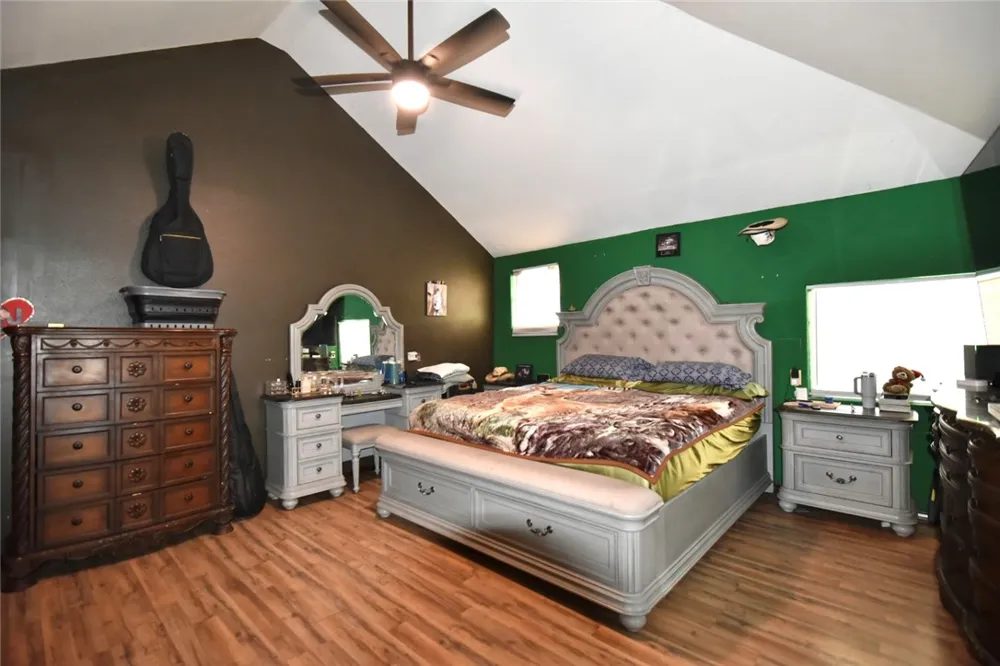 2325 E Highway 285 Falfurrias, TX 78355