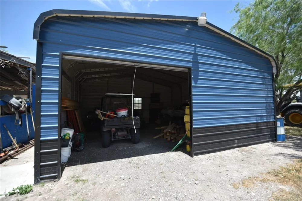 2325 E Highway 285 Falfurrias, TX 78355