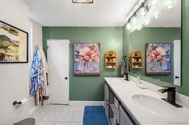 3312 W 38th Avenue Denver, CO 80211