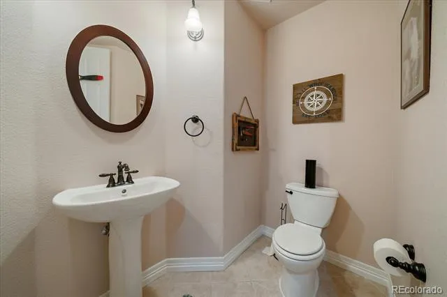 7928 Red Hill Road Larkspur, CO 80118