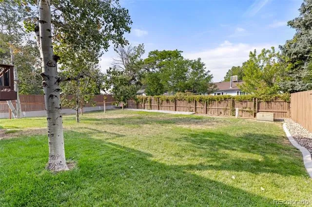 18866 E Napa Drive Aurora, CO 80013