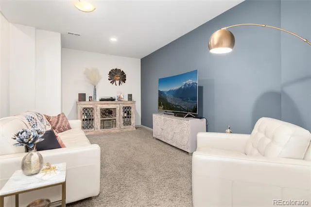 1634 W 67th Avenue Denver, CO 80221