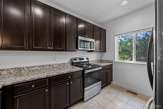 1320 Kestrel Lane #H Longmont, CO 80501