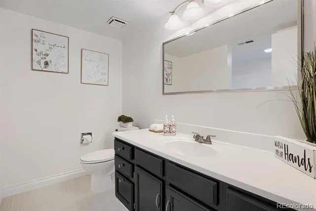 931 S Zeno Way #207 Aurora, CO 80017